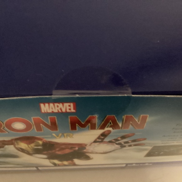 PlayStation VR Marvel Ironman - Picture 2 of 5